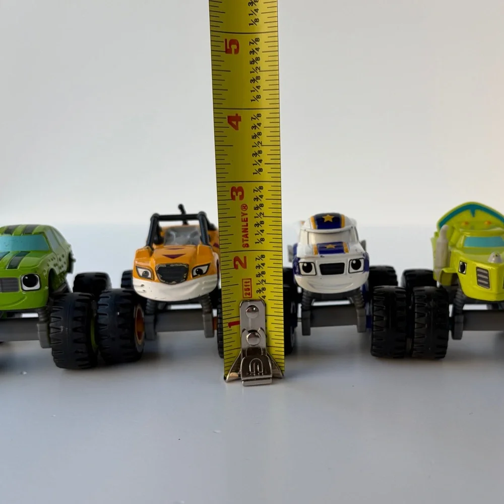Fisher-Price Nickelodeon Blaze The Monster Machines Pickle Darington Stripes Zeg